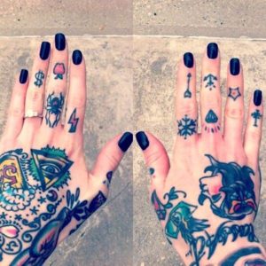 Beautiful Finger Tattoos (3)