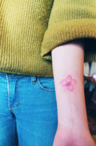 40+ Cute and Tiny Floral Tattoos for Women
