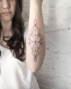 40+ Geometric Tattoo Designs For Men And Women