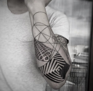 40+ Geometric Tattoo Designs For Men And Women