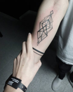 40+ Geometric Tattoo Designs For Men And Women